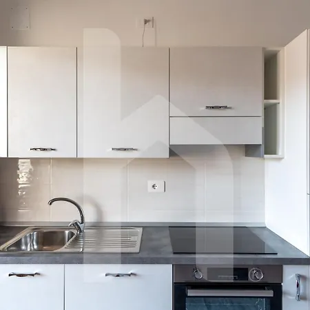 Homiday - Via Milano Appartement
